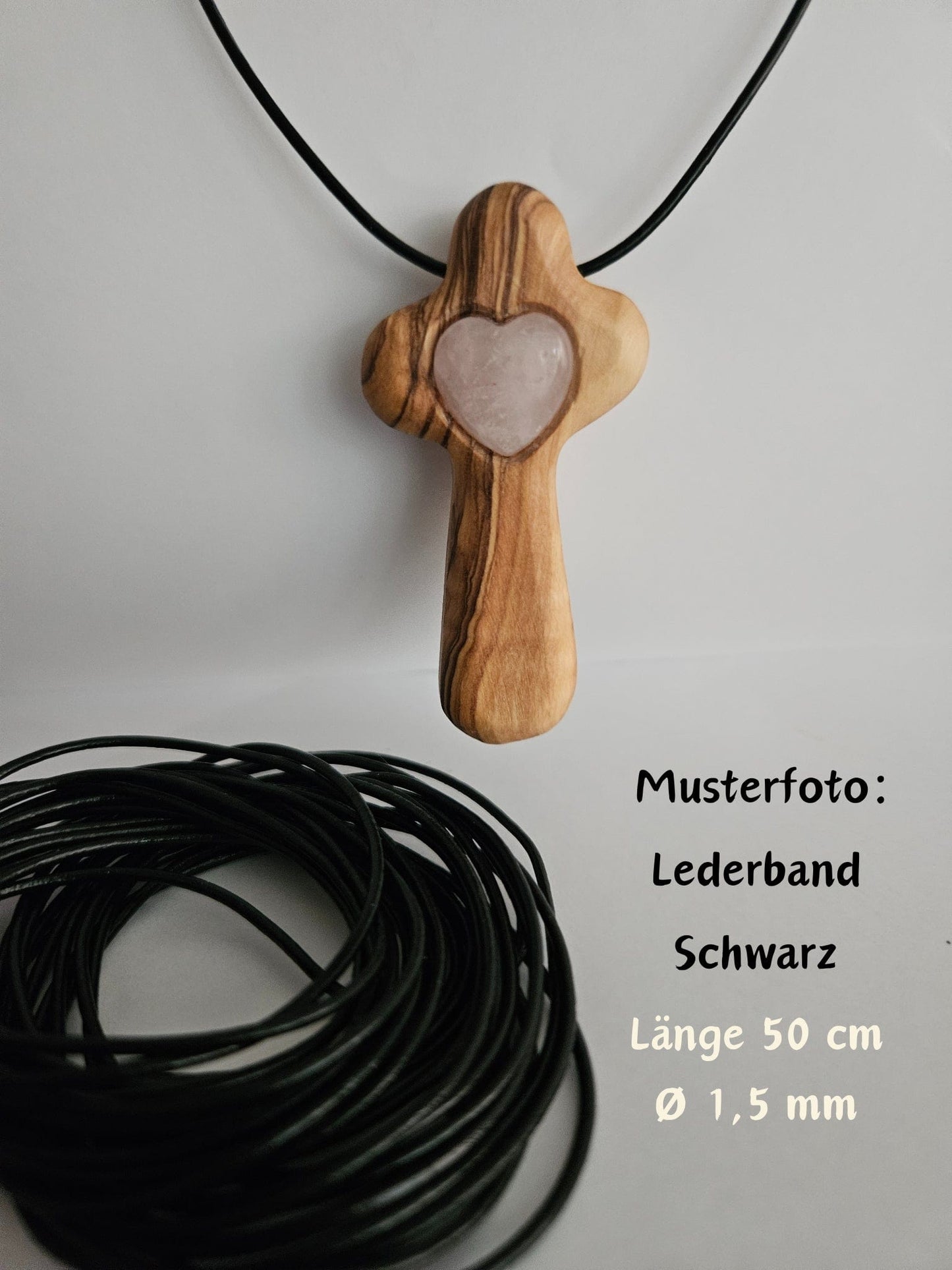 Seelenblitz Heilige Kreuze – Die Essenz der Spiritualität 5 cm / Steinform / Kreuz mit Loch + Lederband Schwarz Amethyst Blitzerli