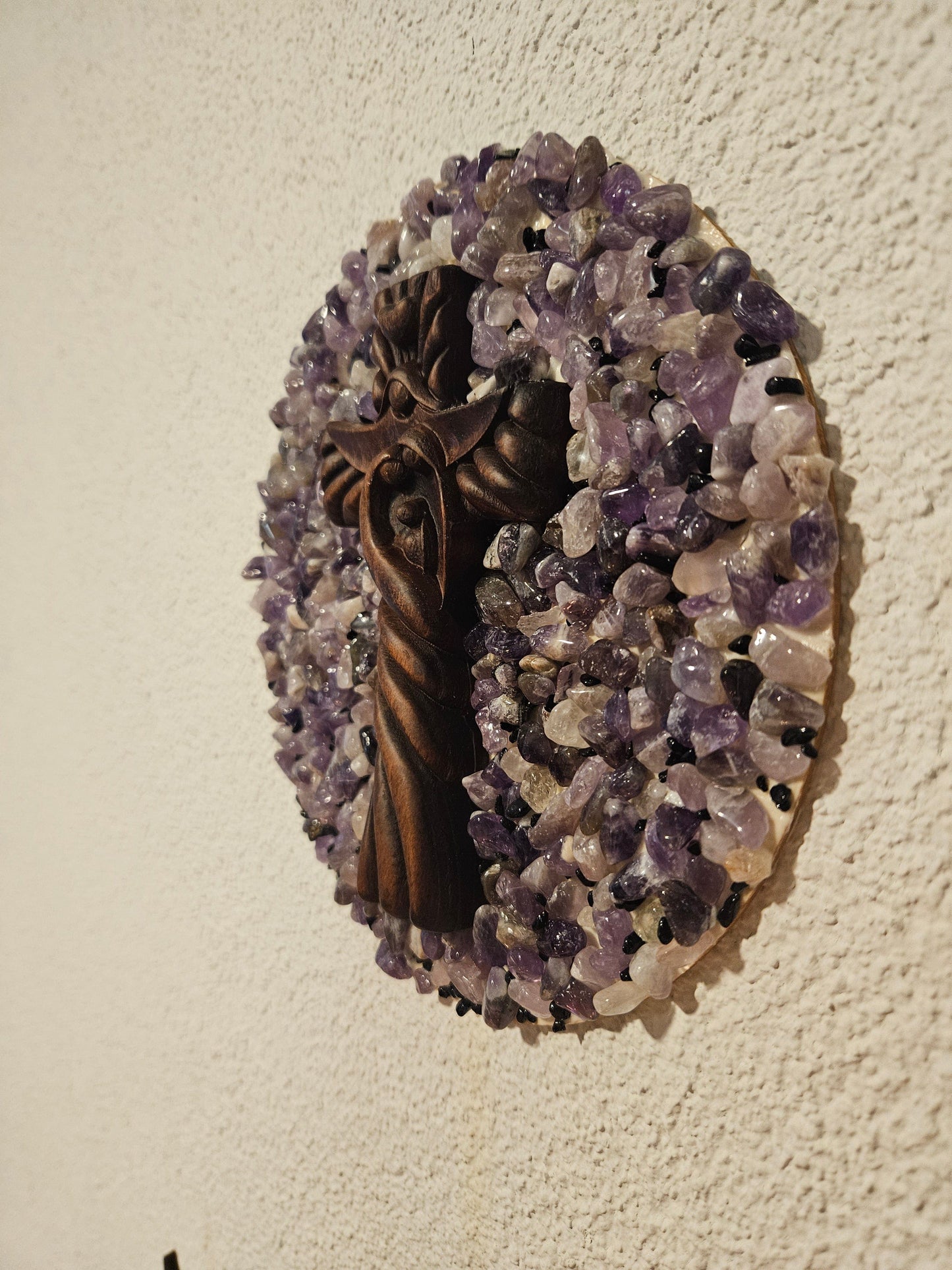 Seelenblitz Wandbilder-Amethyst Handgefertigtes Wandbild aus Amethyst & Kreuz