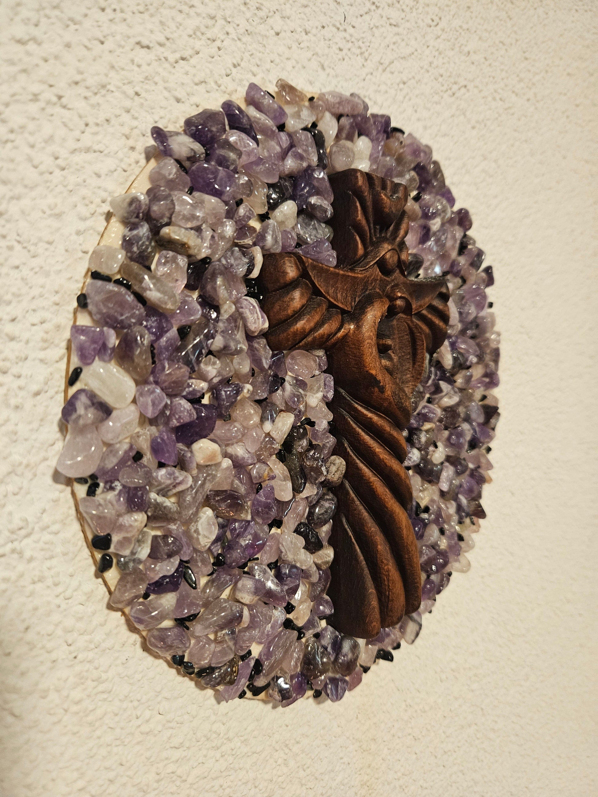 Seelenblitz Wandbilder-Amethyst Handgefertigtes Wandbild aus Amethyst & Kreuz